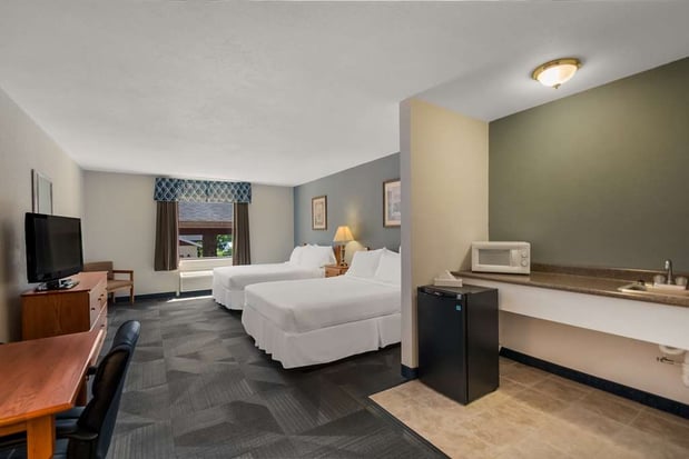 Images SureStay Plus by Best Western Berkeley Springs