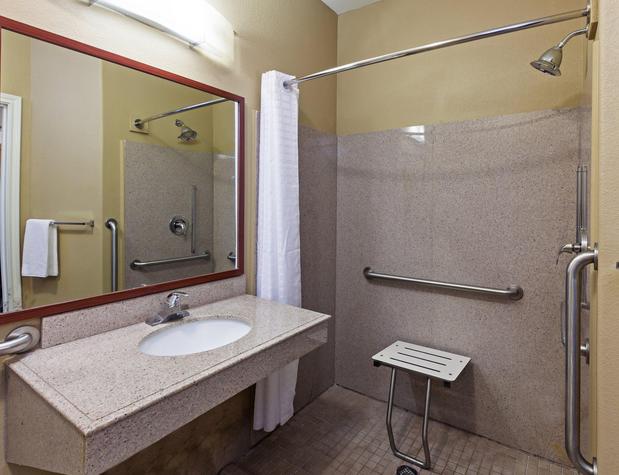 Images Candlewood Suites Texas City, an IHG Hotel
