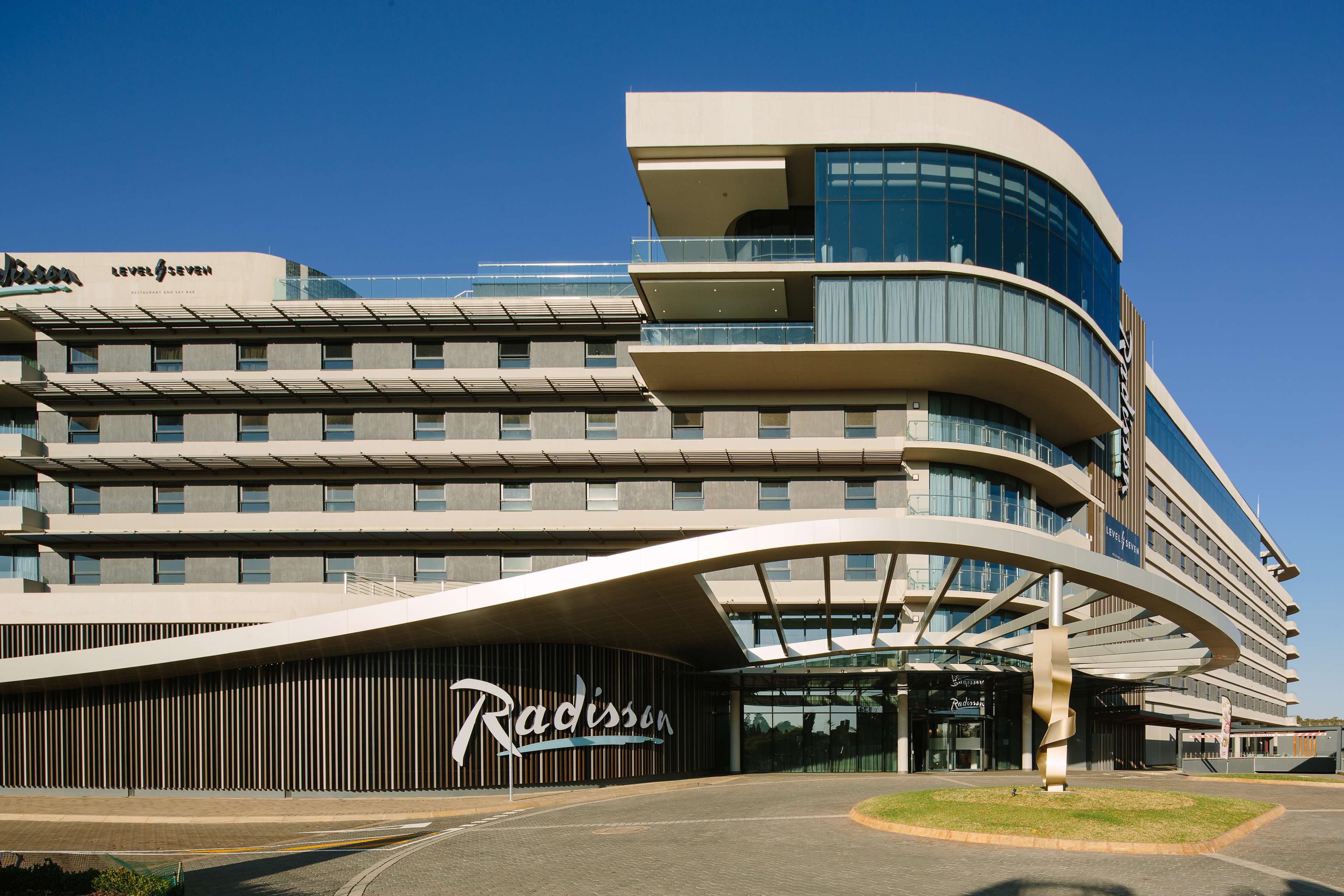 Radisson Hotel & Convention Centre, Johannesburg, O.R. Tambo HOTELS