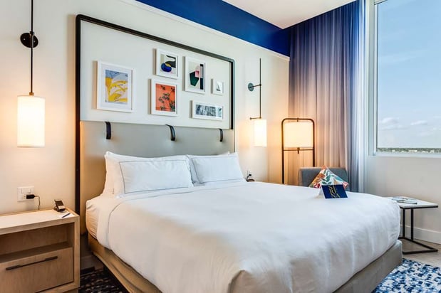 Images SERENA Hotel Aventura Miami, Tapestry Collection by Hilton