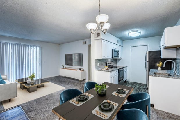 Images Forestbrook Apartments & Townhomes
