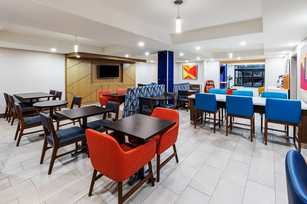 Images Holiday Inn Express & Suites Henderson-Traffic Star by IHG