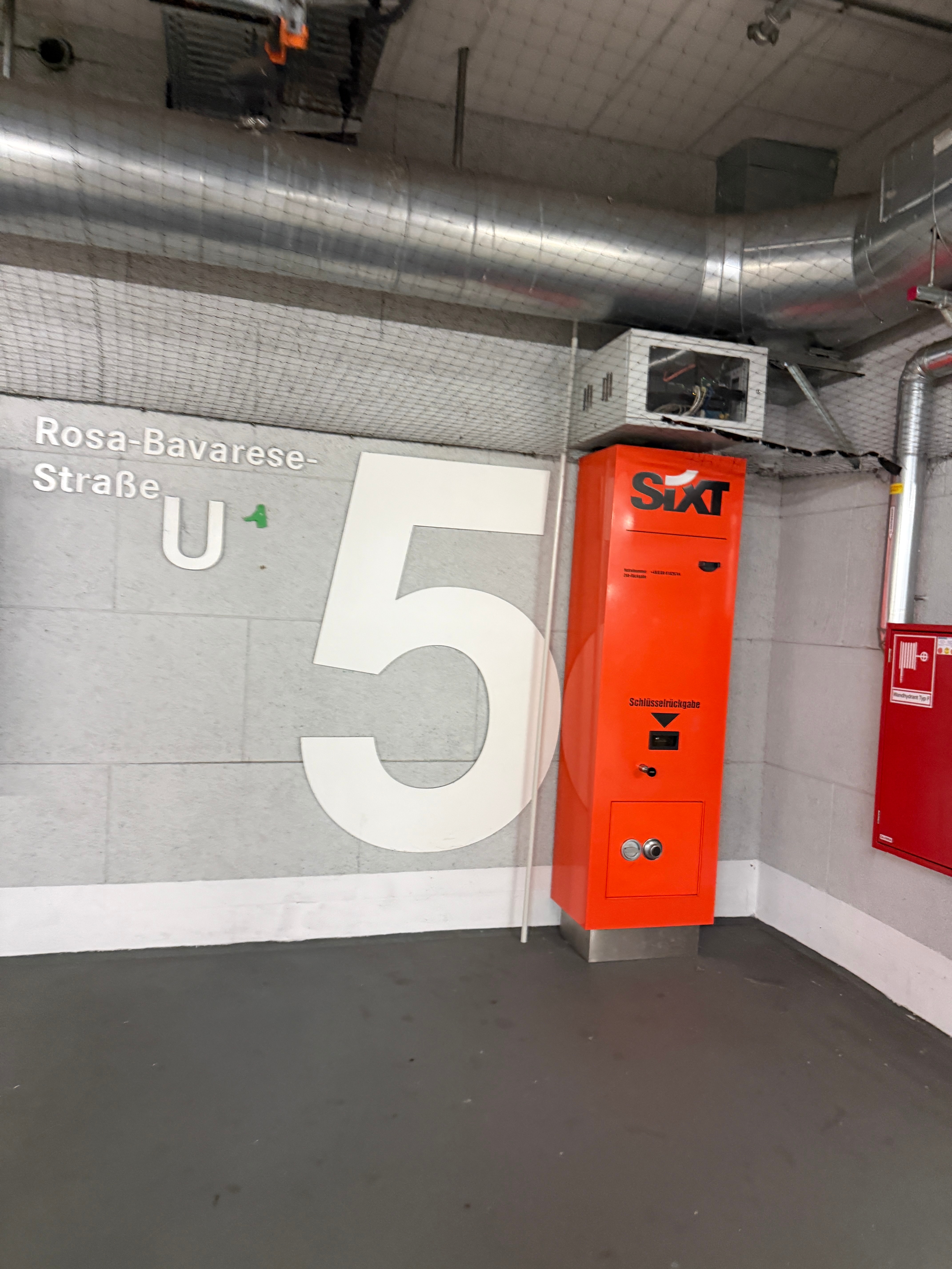 SIXT Autovermietung München Laim 24h, Wotanstr. 9 in München