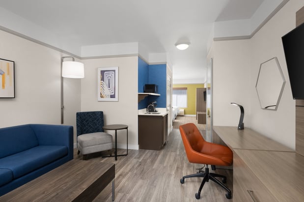 Images Holiday Inn Express & Suites San Dimas by IHG