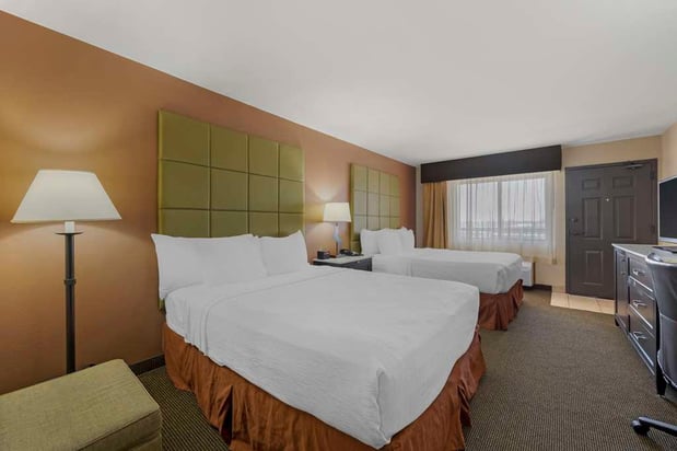Images Best Western Plus Country Inn & Suites