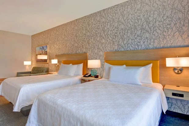 Images Home2 Suites by Hilton Naples I-75 Pine Ridge Road