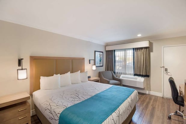 Images Best Western Woodland Hills Inn
