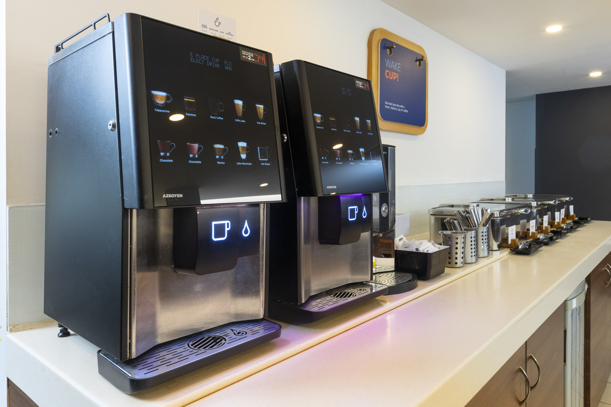 Images Holiday Inn Express Milton Keynes by IHG