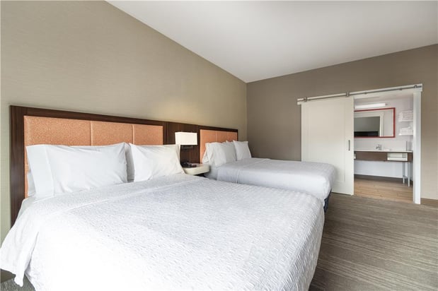 Images Hampton Inn & Suites Logan