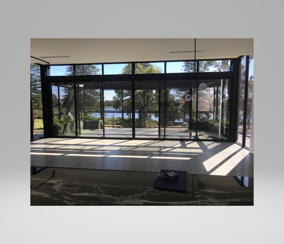 Images Stirling Glass and Aluminium