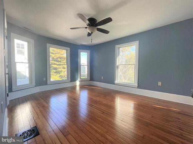 Images Coldwell Banker Chesapeake Real Estate Company