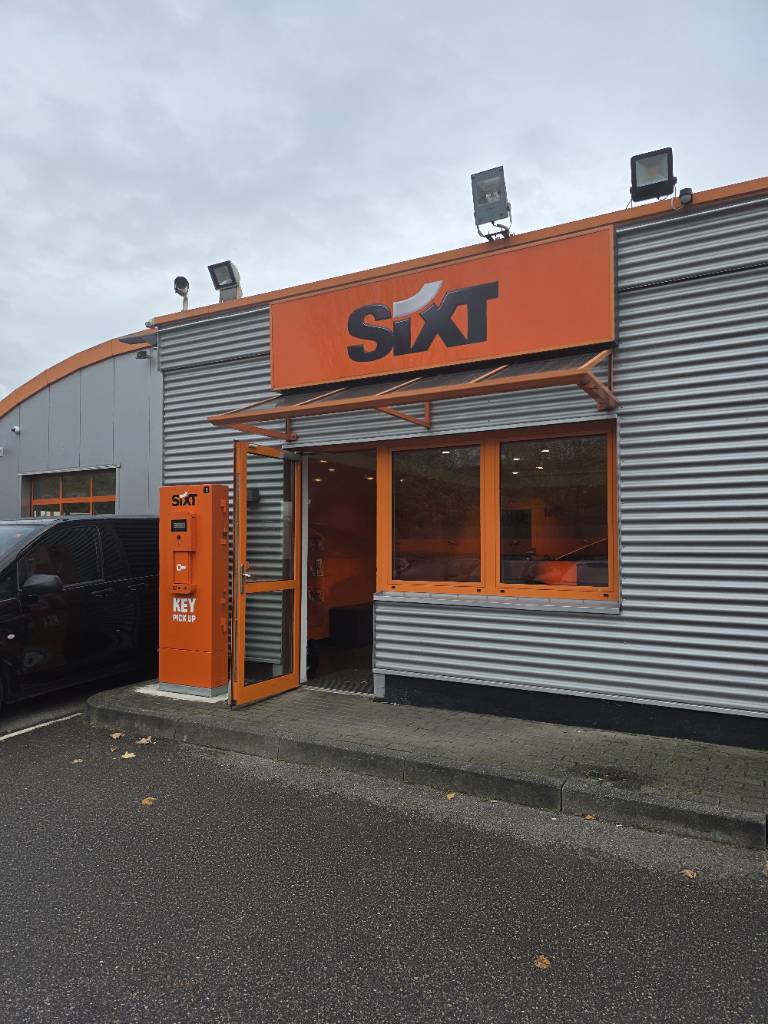 SIXT Mietwagen & Transporter mieten Köln Porz/Gremberghoven, Ettore-Bugatti-Str. 2 in Köln