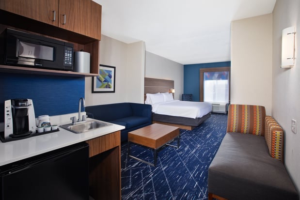 Images Holiday Inn Express & Suites Auburn Hills by IHG