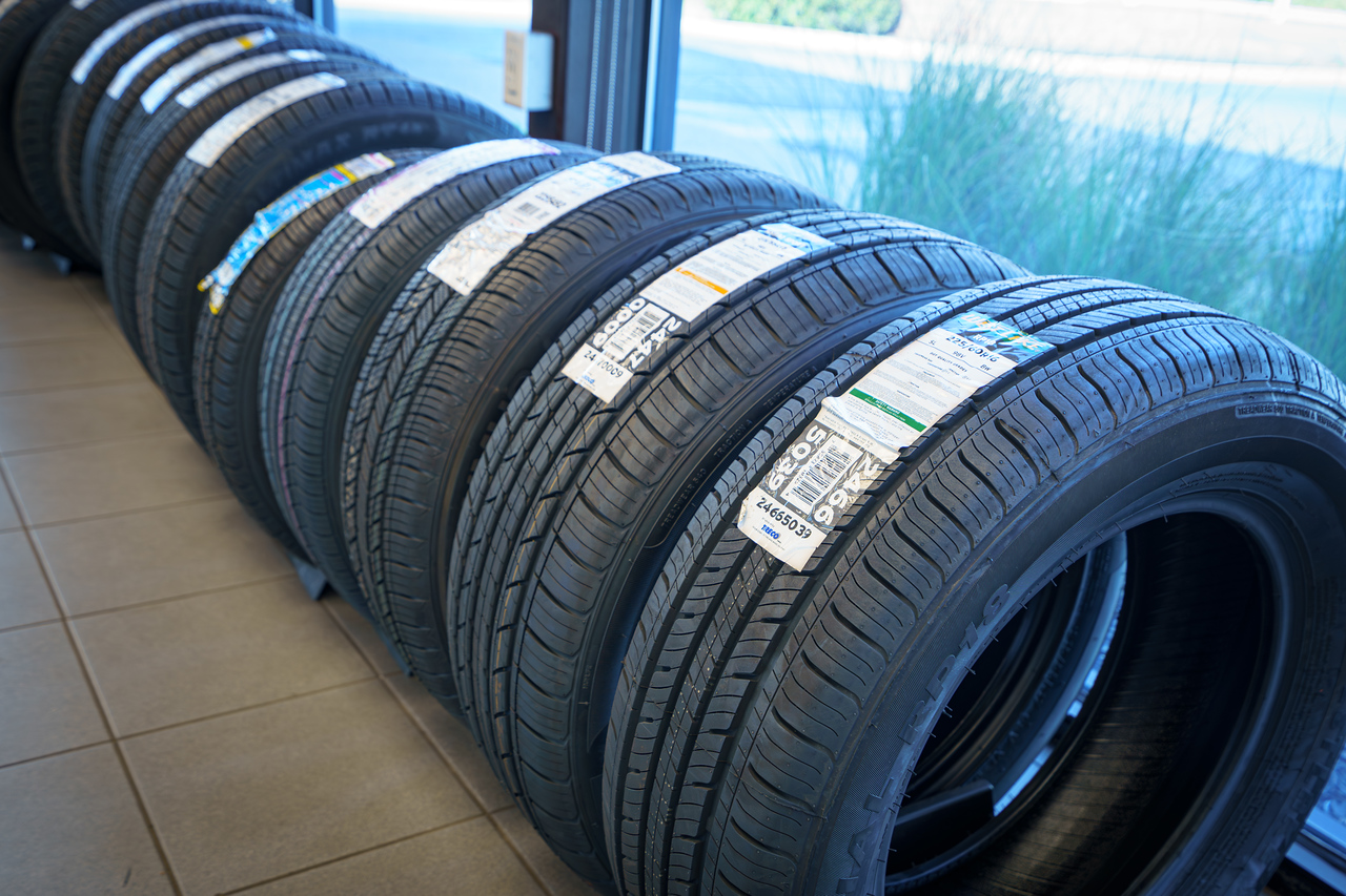 Tire Discounters on 8081 N Springboro Pike in Miamisburg