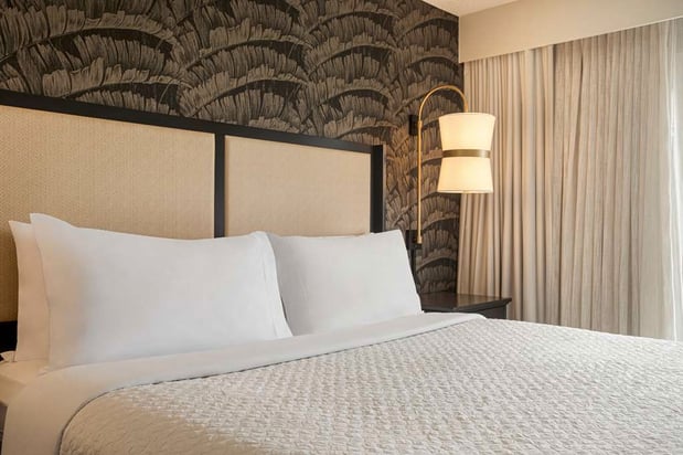 Images Embassy Suites by Hilton Fort Lauderdale 17th Street