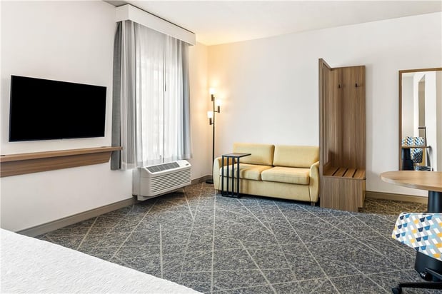 Images Hampton Inn & Suites Merced