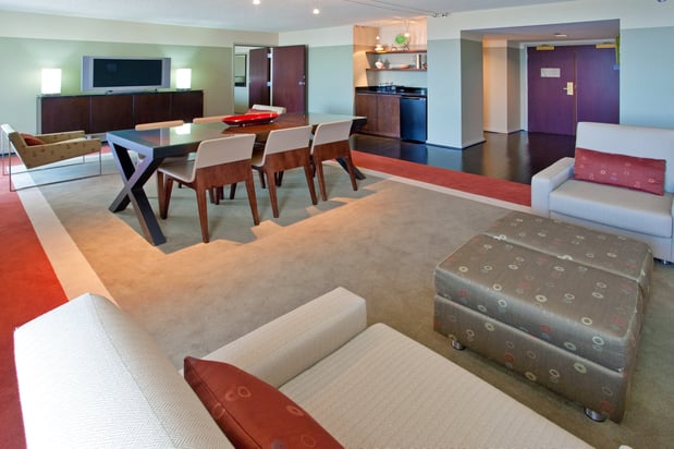 Images Crowne Plaza Chicago West Loop by IHG