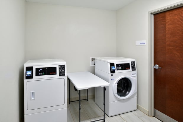Images Holiday Inn Express & Suites Carthage by IHG