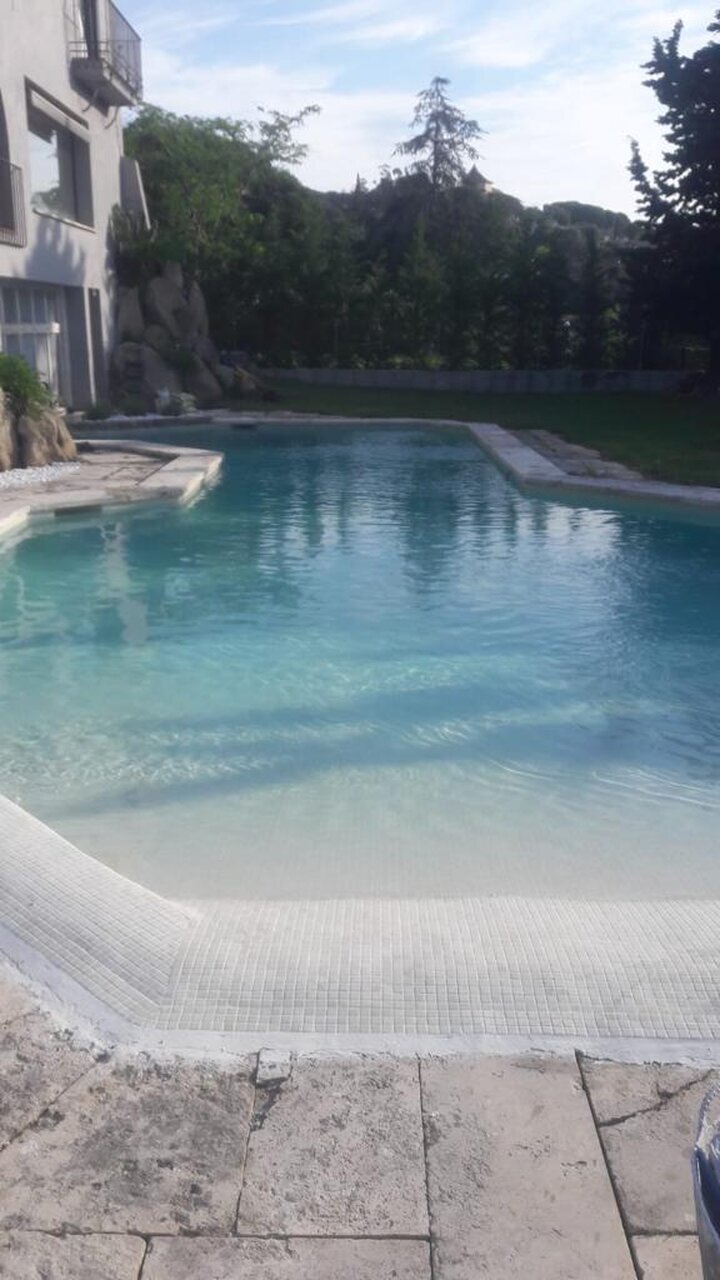 Images Kaira Servicios y Reformas S.L.