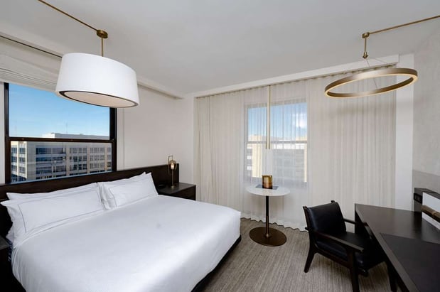 Images Hotel Fort Des Moines, Curio Collection by Hilton