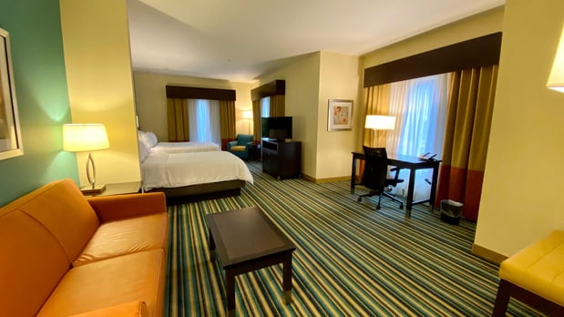 Images Holiday Inn Express & Suites Orlando East-Ucf Area by IHG