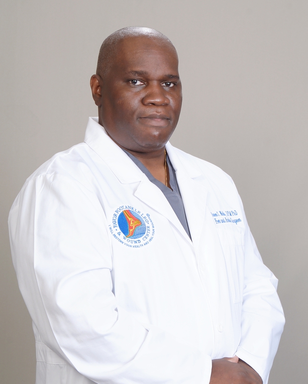 Images Favor Foot Ankle Leg & Wound Center: Steven Wells, DPM