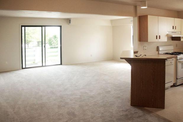 Images Hurwich Farms Apartments