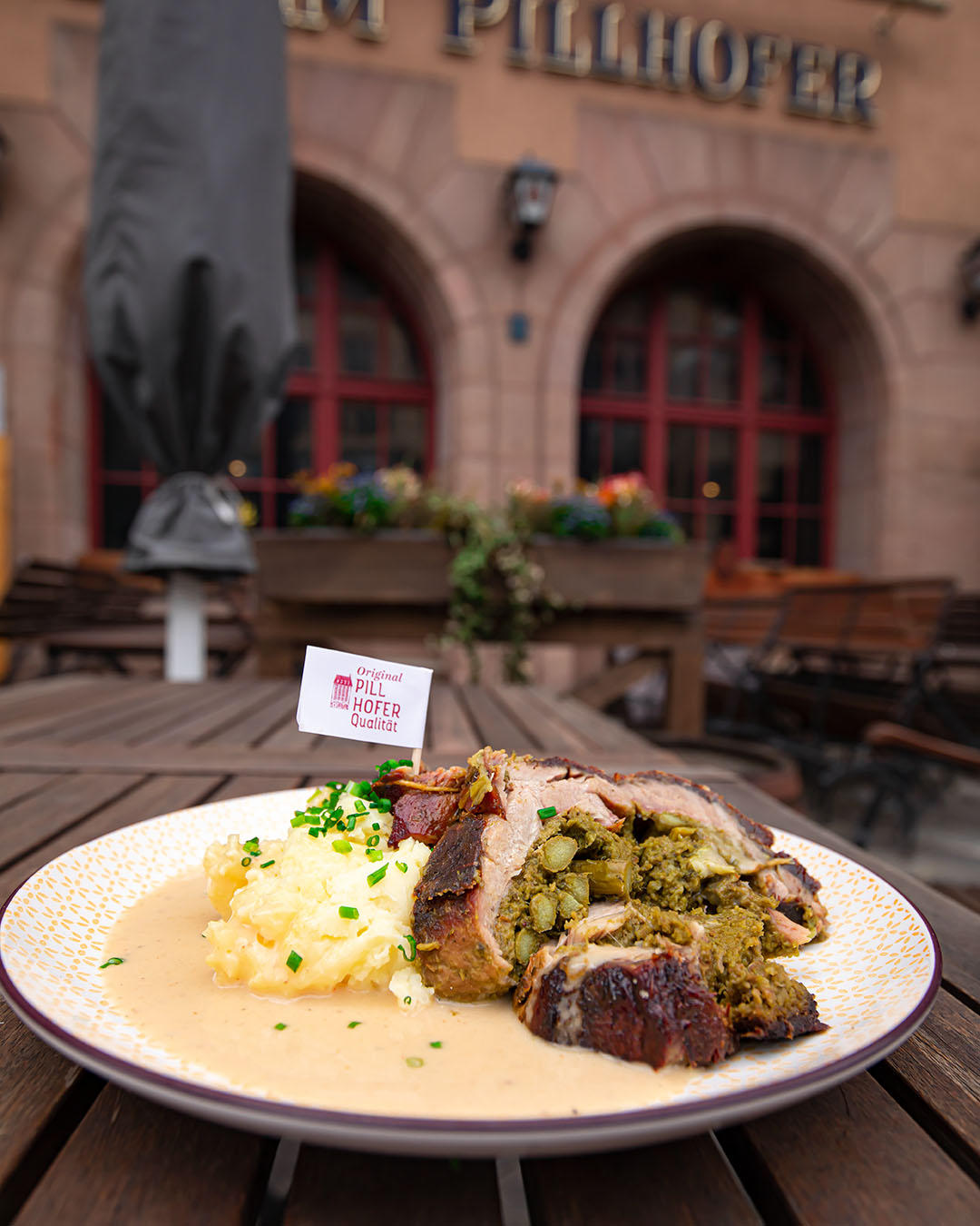 Bocksbeutelstube im Gasthaus Pillhofer