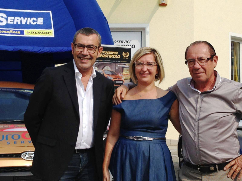 Images Autoservice Pneustirolo