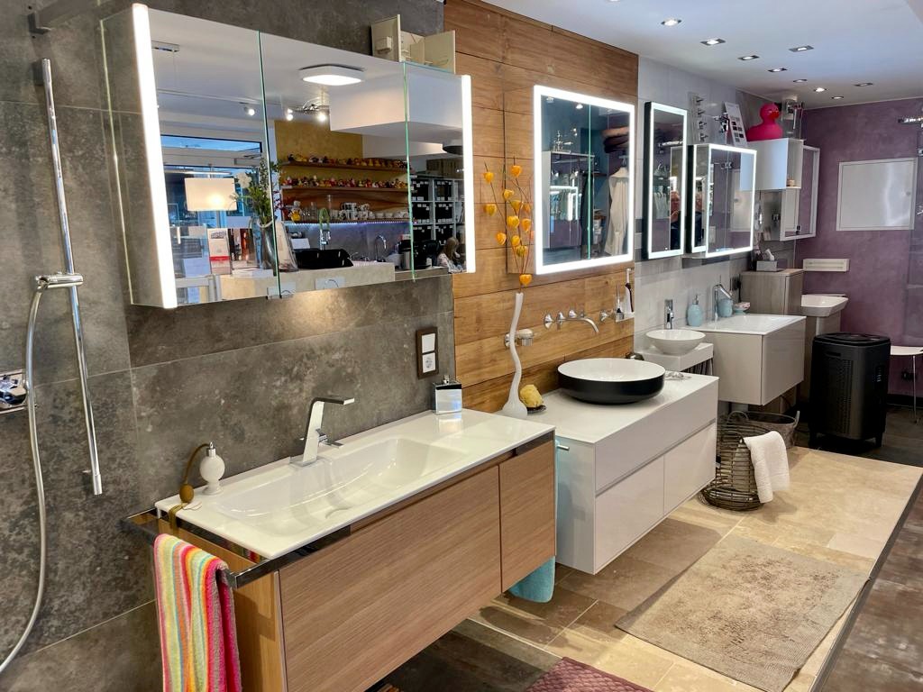 Badkonzept R. Wirth, Baumkirchner Strasse 29A in München