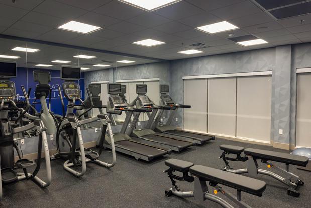 Images Holiday Inn Express & Suites Harrisonburg – University Area by IHG