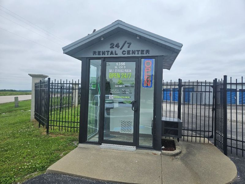 Office - Storage Express at 1356 W 150 S, Princeton, IN 47670