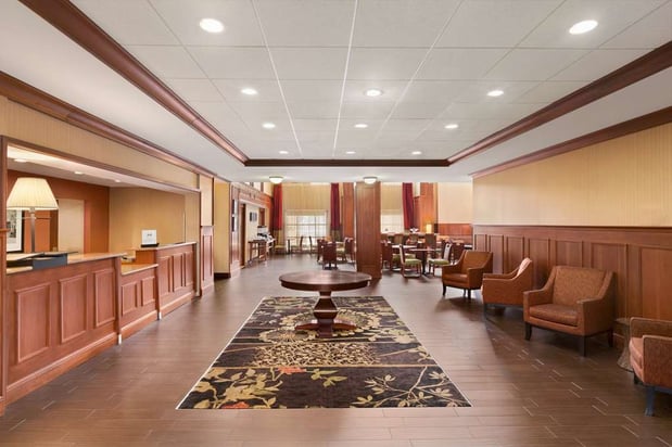 Images Hampton Inn & Suites Williamsburg Historic District