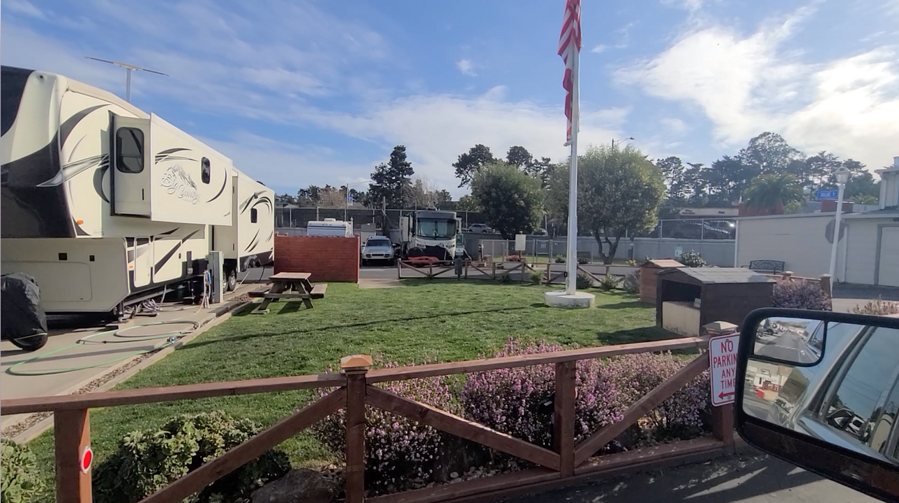 The long-term standard RV sites at Treasure Island Mobile Home & RV Park are perfect for seasonal use and yearly residency, while the park model, mobile home, and THOW sites are best suited for year-round residents and require all guests to sign a one-year lease before moving in.