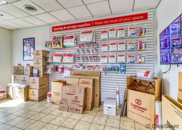 Images CubeSmart Self Storage