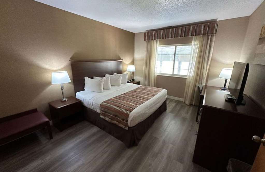 Robinson Suite