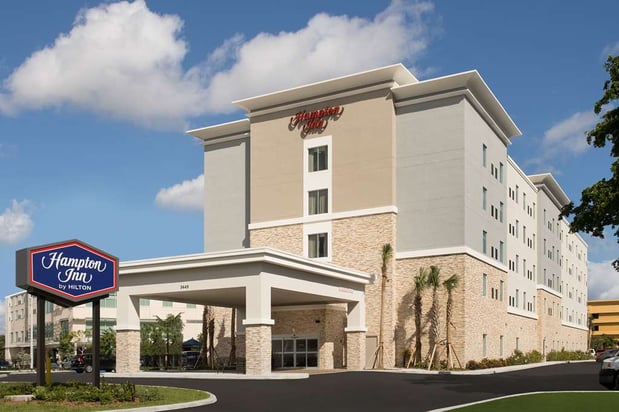 Images Hampton Inn Miami Airport East