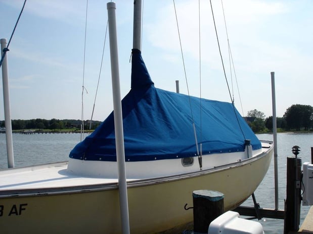 Images Hurricane Awning & Canvas