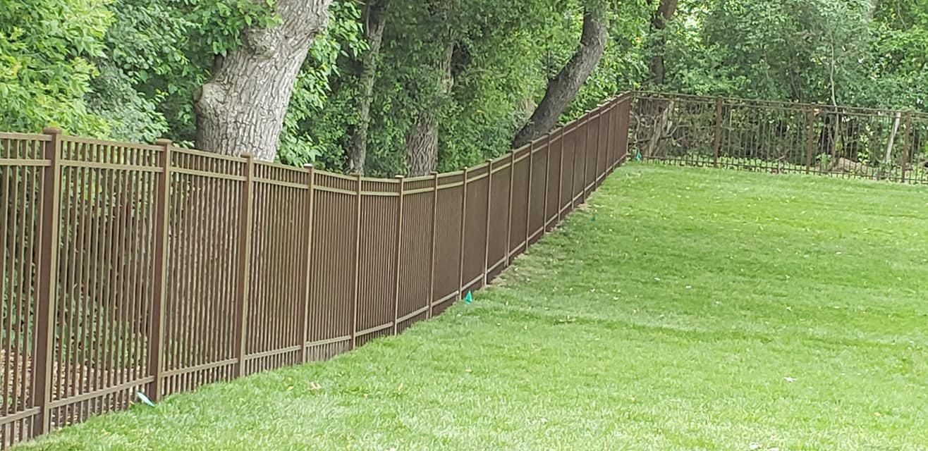 Bluff City Fence Company Photo