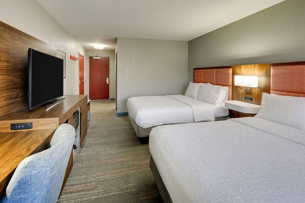 Images Hampton Inn & Suites St. Louis-Edwardsville