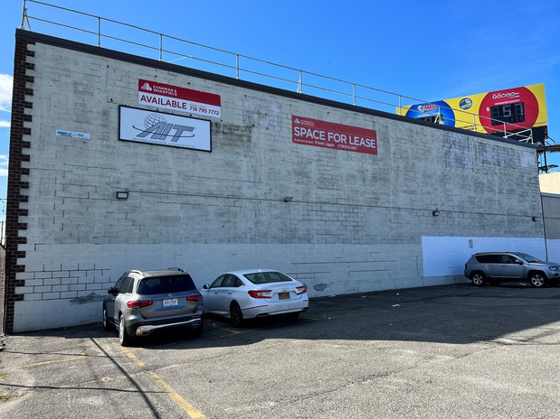 Images AIT Worldwide Logistics - Life Sciences Division