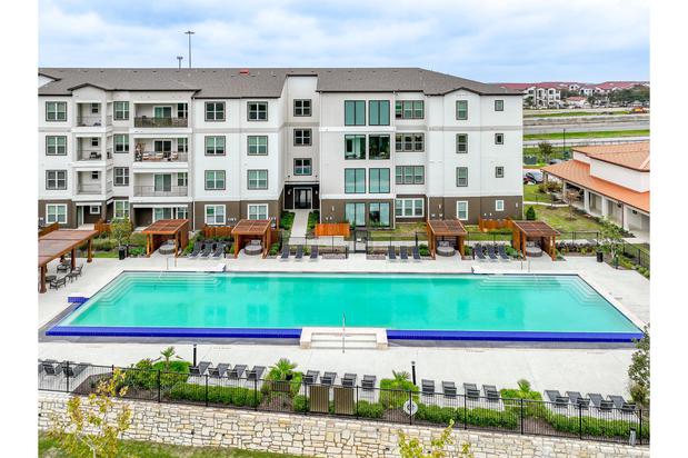 Images Reveal at Onion Creek Apartments