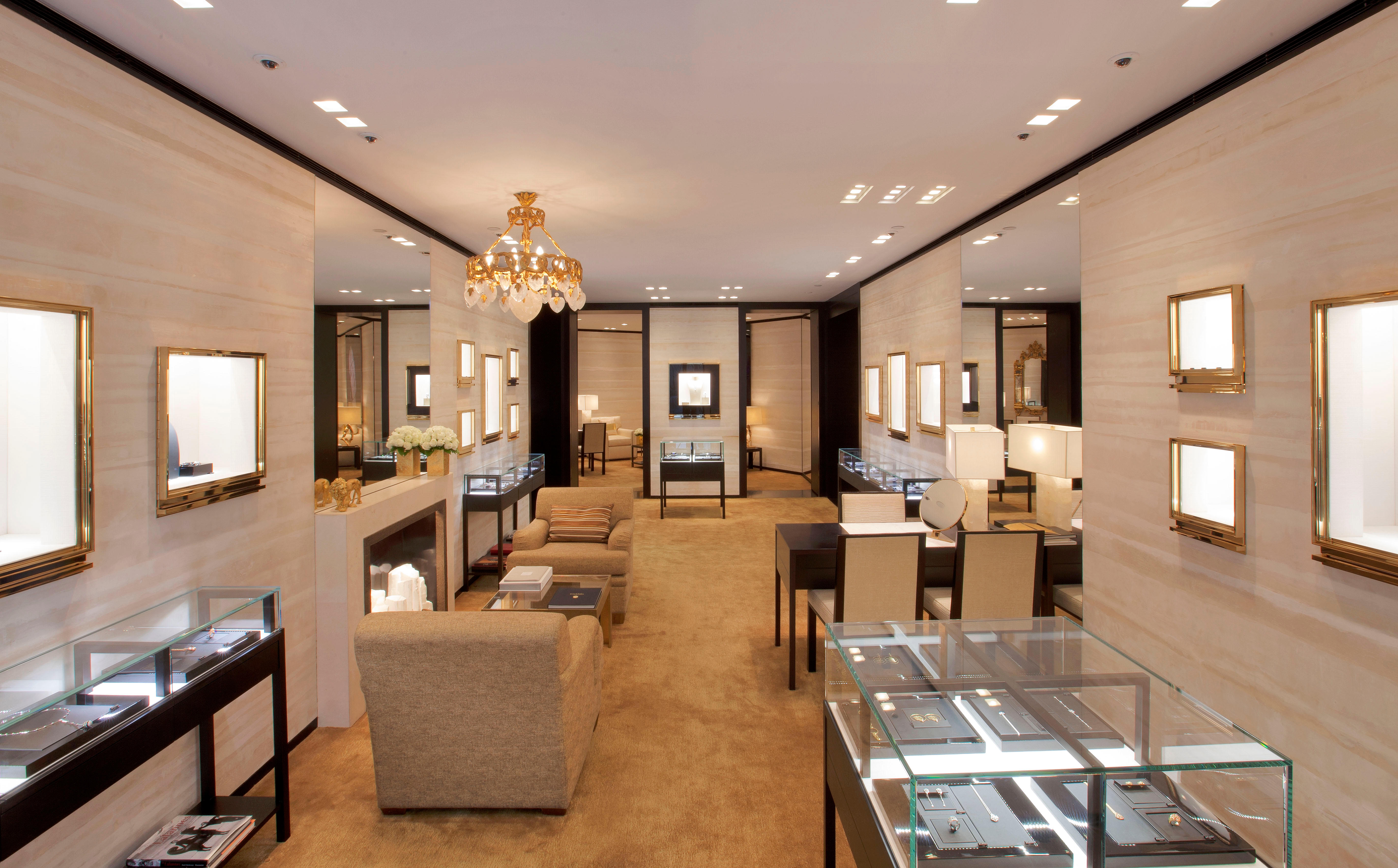 Images CHANEL WATCHES AND FINE JEWELLERY