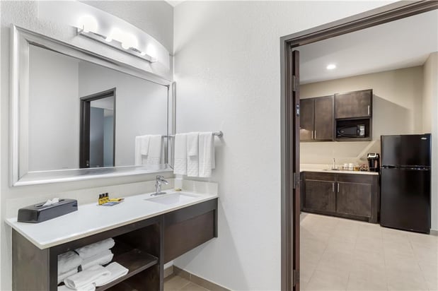 Images Best Western Plus Waller Hotel