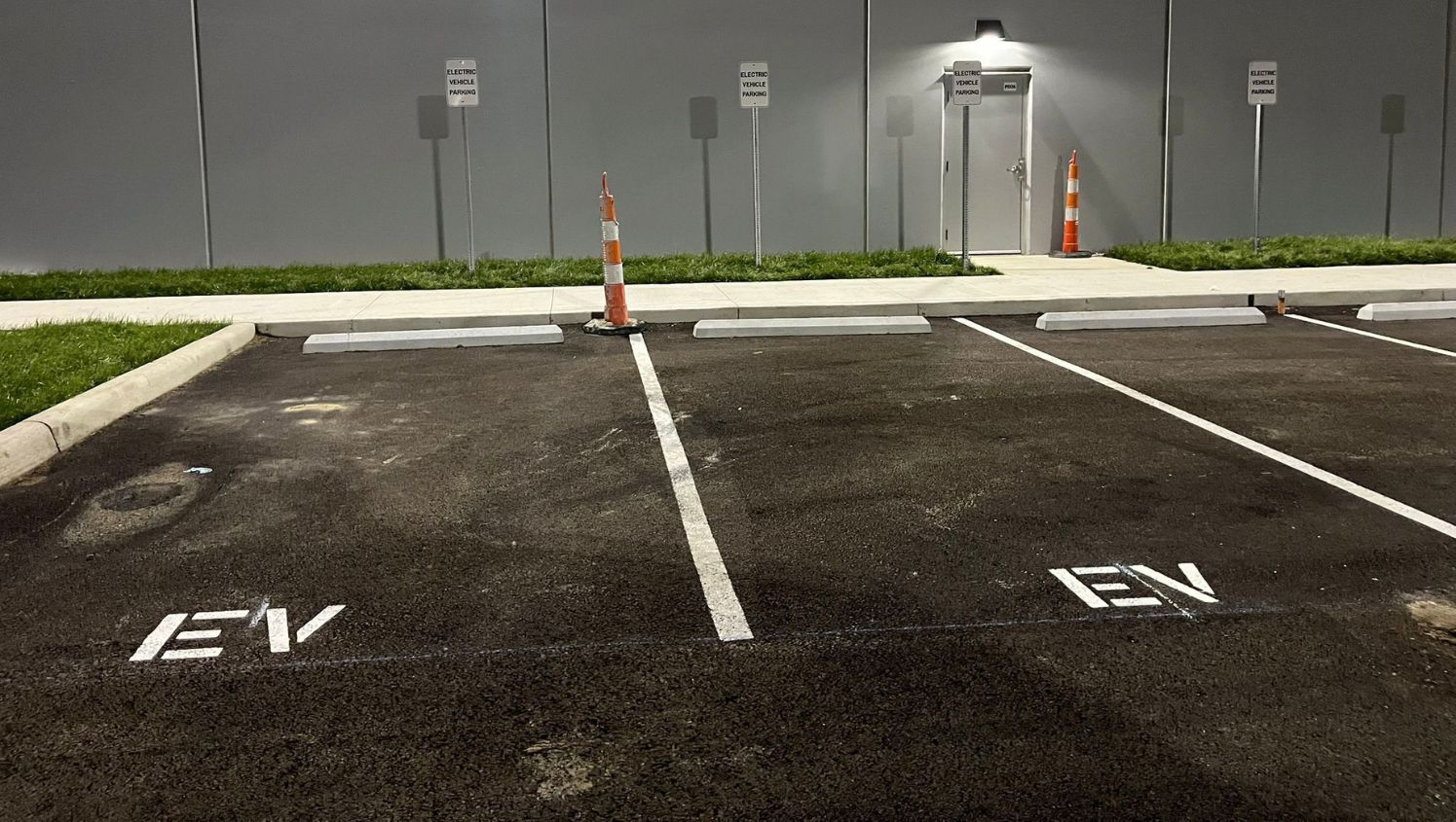 G-FORCE Parking Lot Striping of Columbus Image