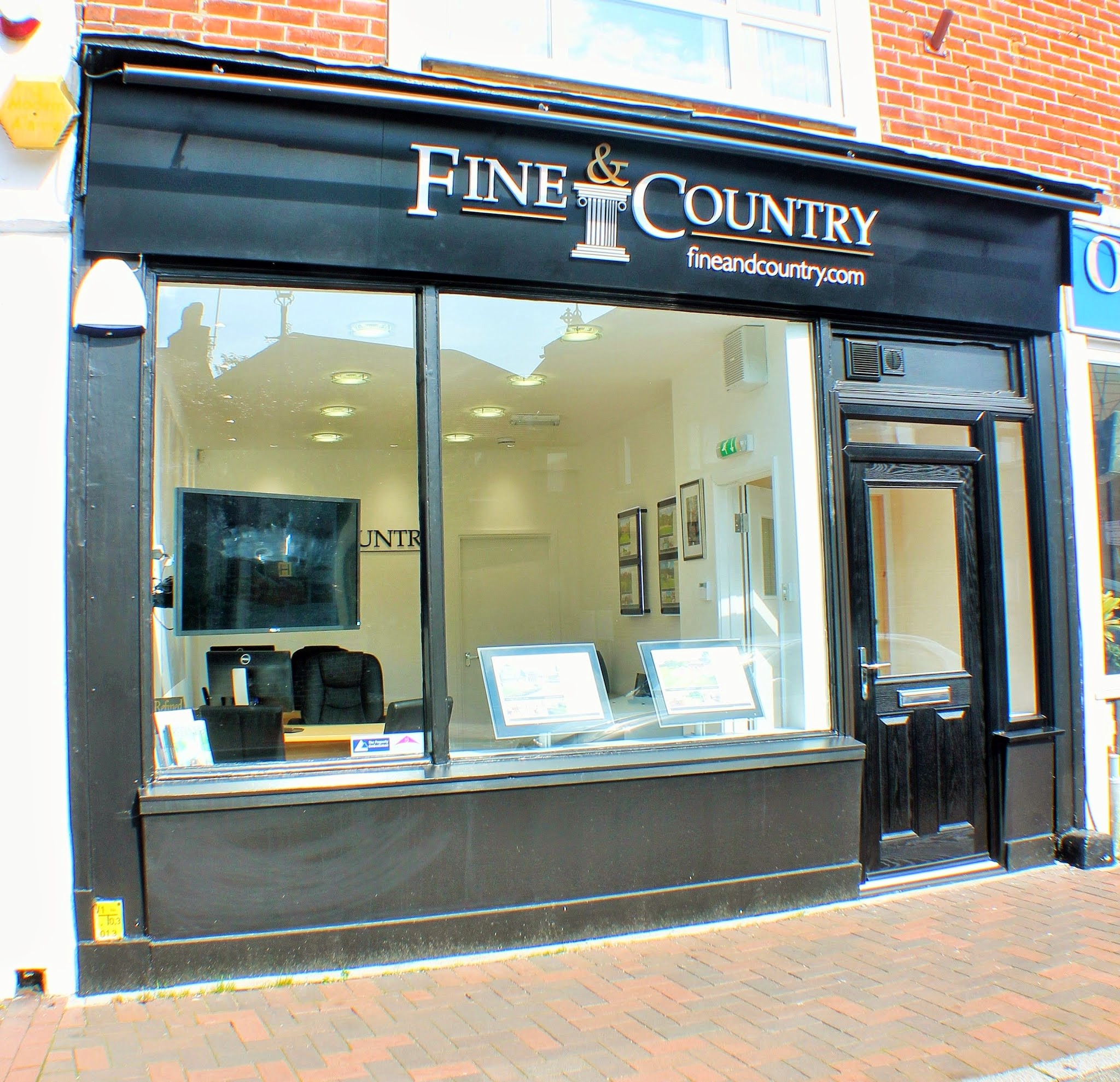 Images Fine & Country Emsworth