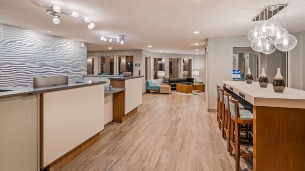 Images Best Western DeWitt