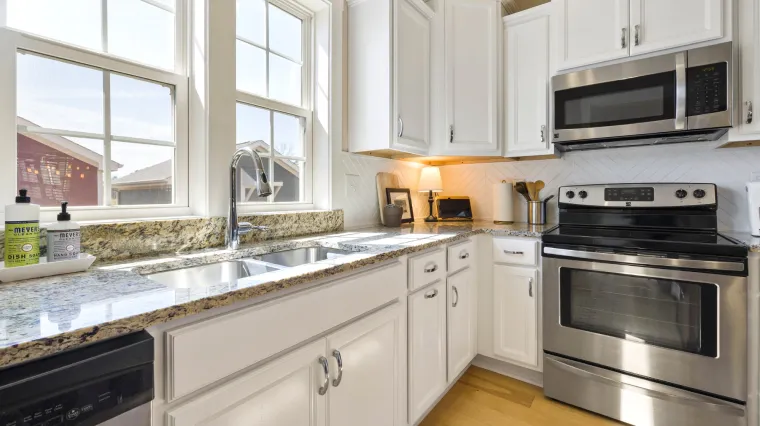 Strikes Construction LLC Image