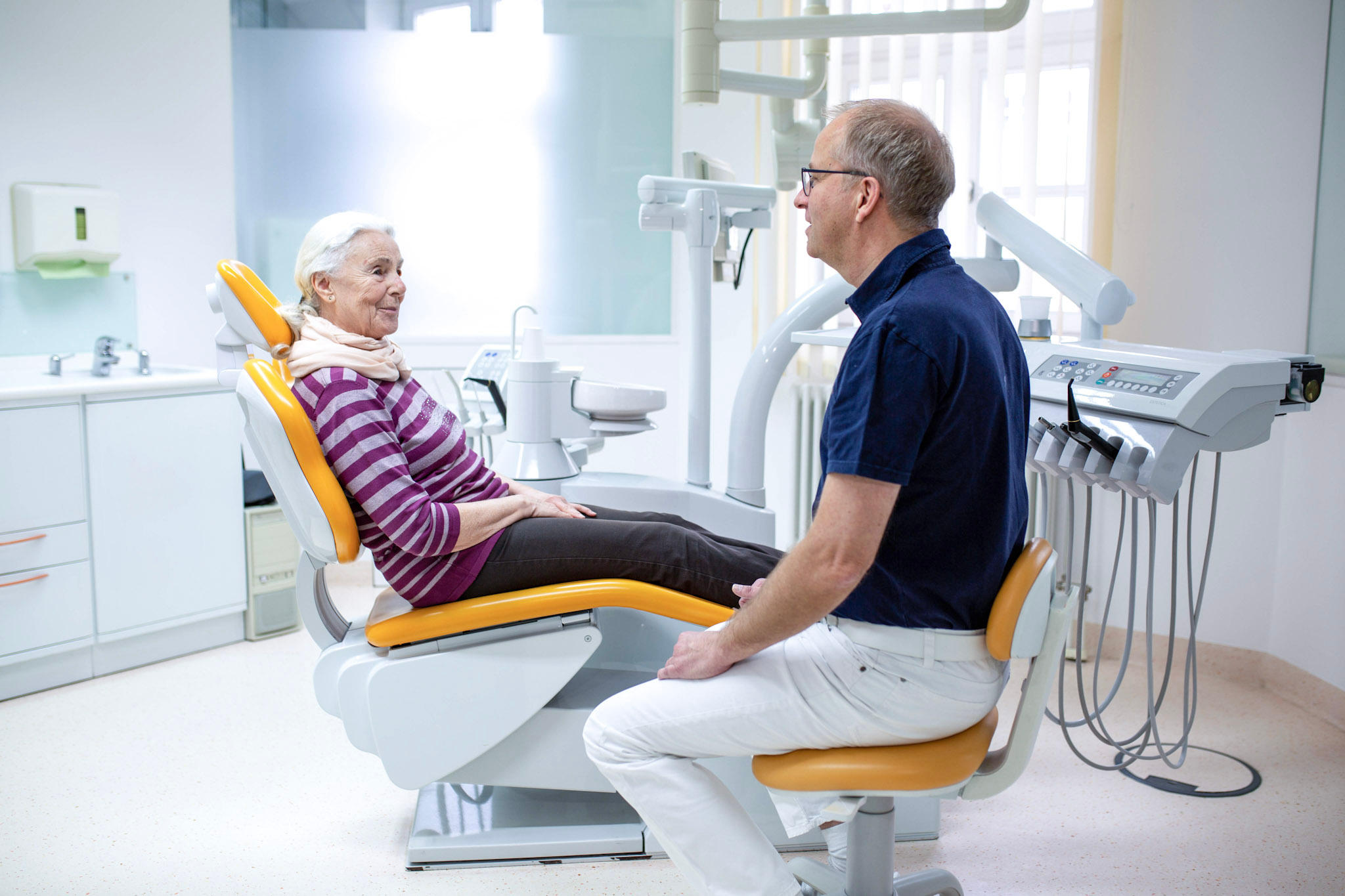 Zahnarzt  Ingolstadt | Zentrum Zahngesundheit | Dr. Ulmer • Valentinis & Kollegen