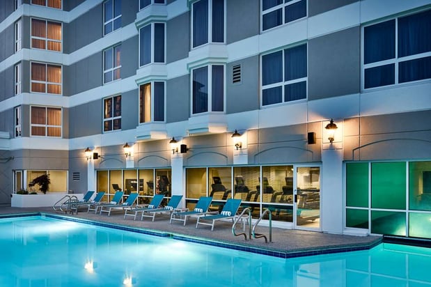 Images Hilton Kansas City Country Club Plaza